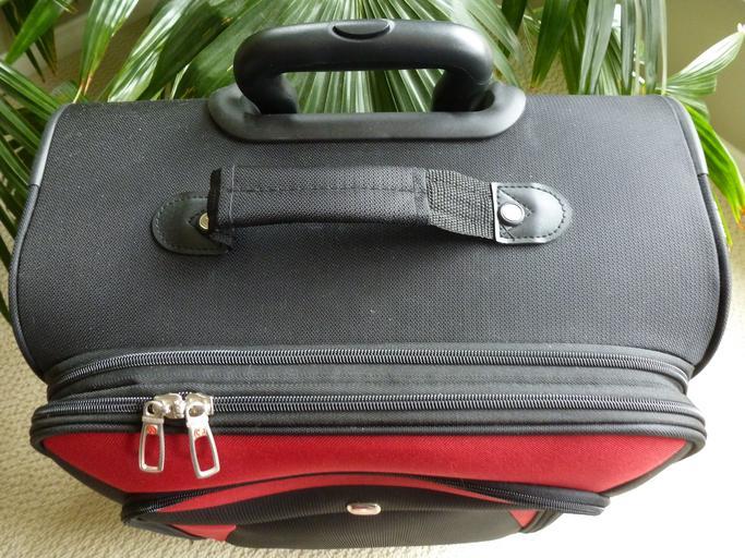 luggage suitcase baggage bag compartment zip handle upright travel